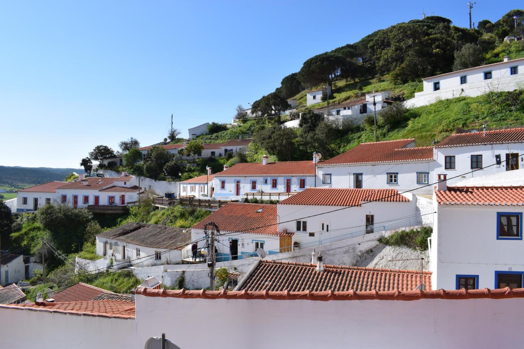 Hillside 2 Aljezur Old Town Pensionat Eksteriør billede